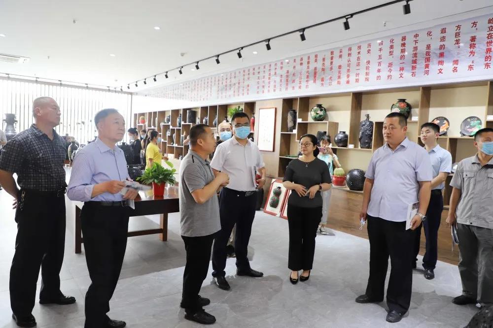 黨建聯(lián)盟聚合力 同心互聯(lián)促發(fā)展 ——濟北開發(fā)區(qū)服務(wù)類黨建聯(lián)盟企業(yè)見面會在長田實業(yè)舉行